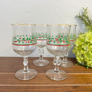 1986 Arby’s Holly and Berry Wine Glasses - Set of 4
