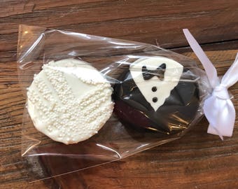 75 Bride and Groom Wedding Favors - Chocolate Covered Oreos Bridal Shower Wedding Party