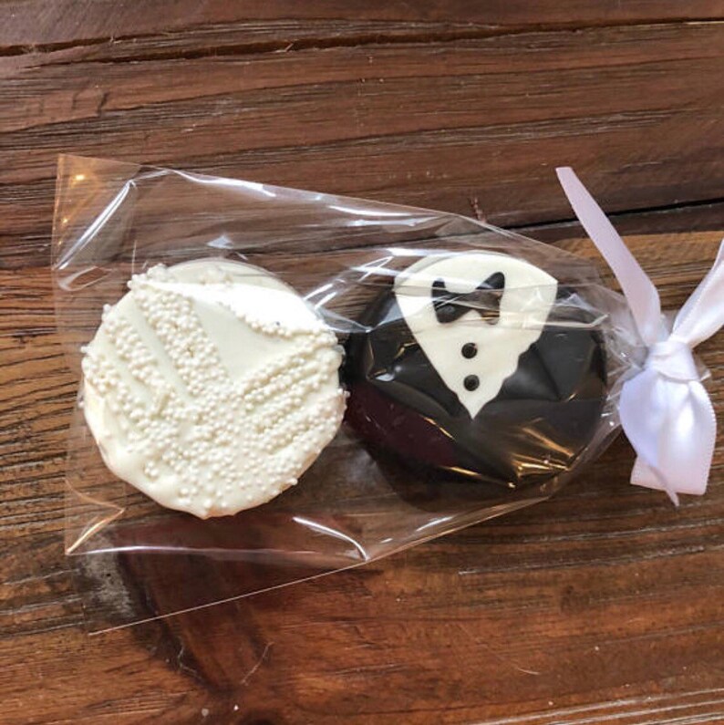 50 Bride And Groom Chocolate Covered Oreo Or Marshmallow Etsy