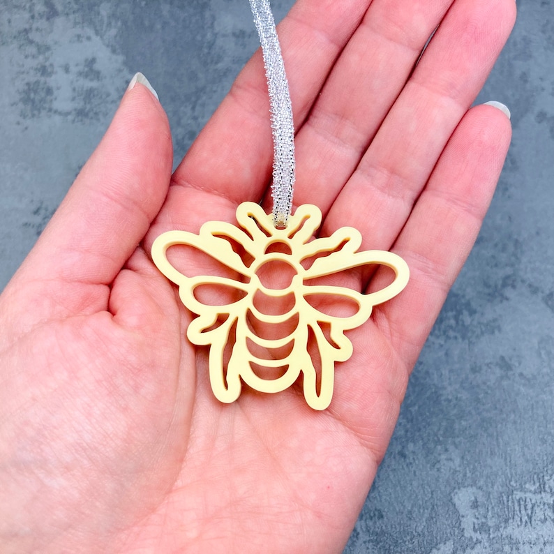 acrylic bee ornament for nature wildlife lovers