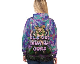 Sudadera deportiva con capucha "Las chicas quieren tener armas" (AOP)