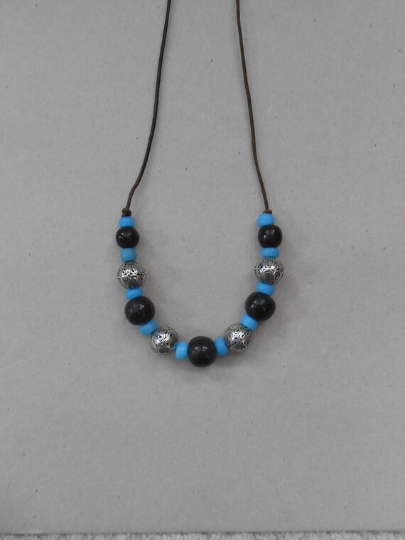 silver filigree and ebony necklace, ethnic jewellery, Middle Eastern jewellery, vintage