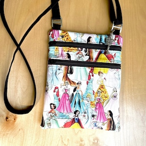 Retro fashion princesses theme park crossbody bag.