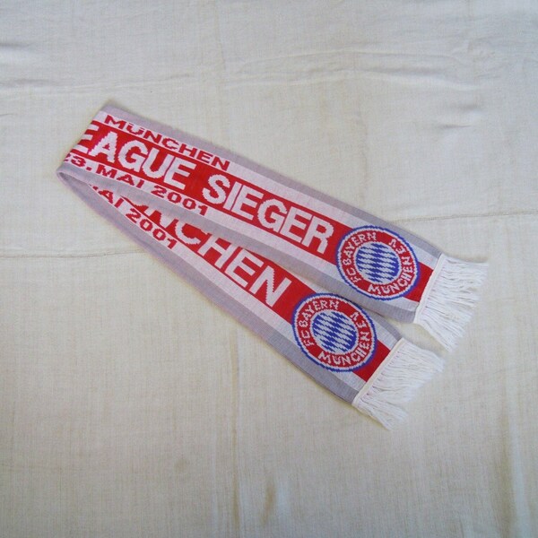 Football fan scarf, 2001 UEFA Champions League Final, Munich, May 23, 2001