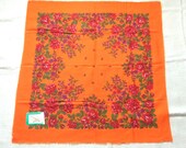 Woolen womens shawl. Pavlovo Posad.