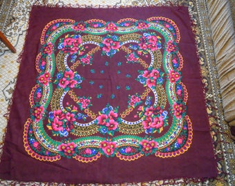 Ukrainian woolen shawl, Large Crimson shawl, Fringe shawl
