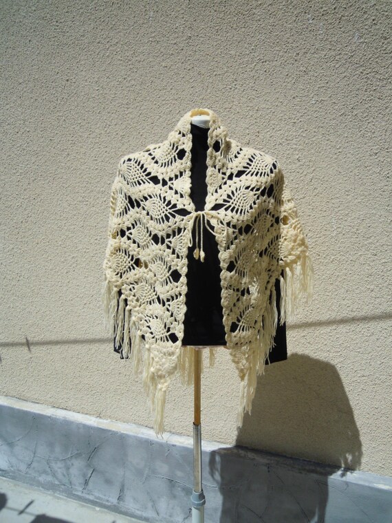 Lace shawl, Shawl with fringes, Triangular shawl,