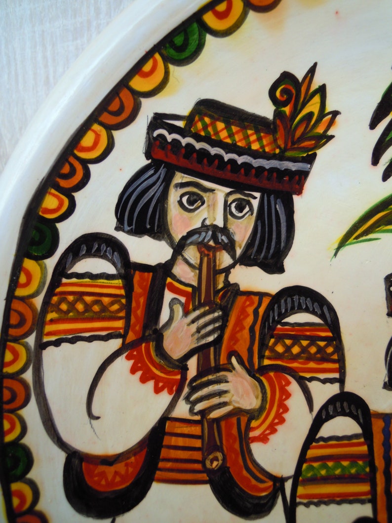 Wall plate Hutsul musicians Ukrainian souvenir