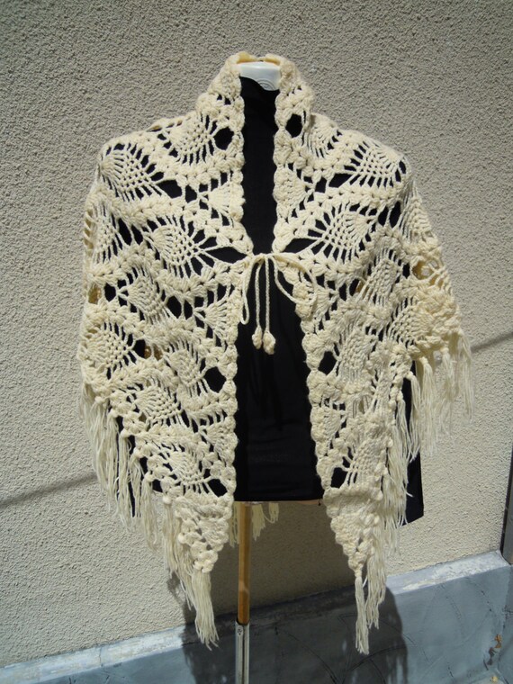 Lace shawl, Shawl with fringes, Triangular shawl,… - image 2
