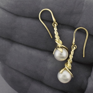 Gold Pearl Dangle Twist Earrings, Solid 14k Pearl Drops, June Birthstone Bridal Earrings, Trendy Pearls