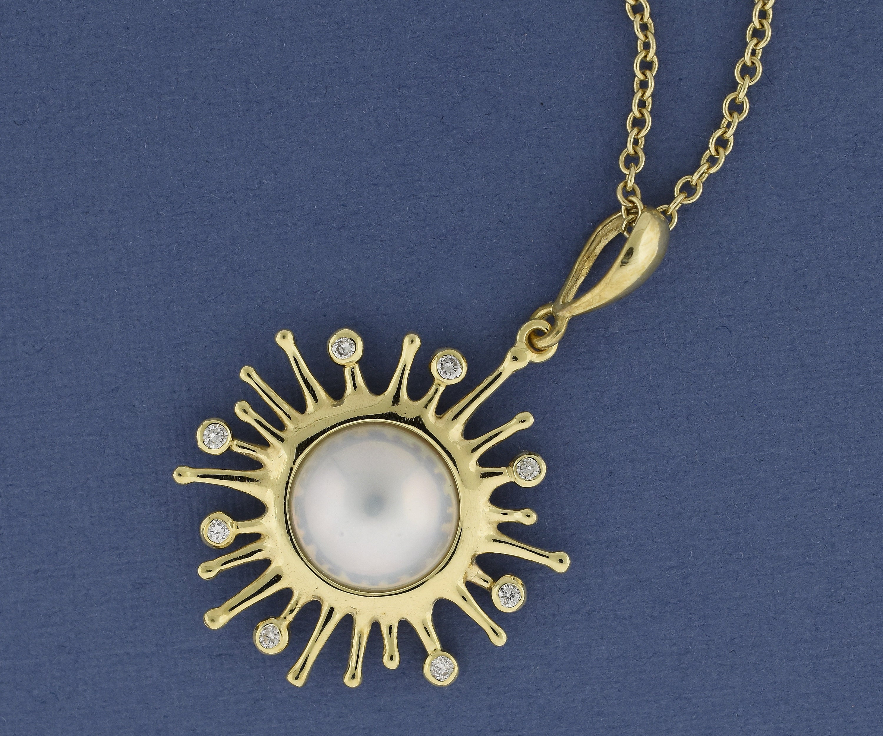 Diamond Starburst Pendant Solid 14K 
