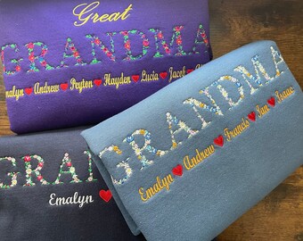 Personalized Flower Font Embroidered Sweatshirt, Custom Mama Grandma Crewneck, Floral Lettering Sweatshirt with Names on Sleeve or Chest