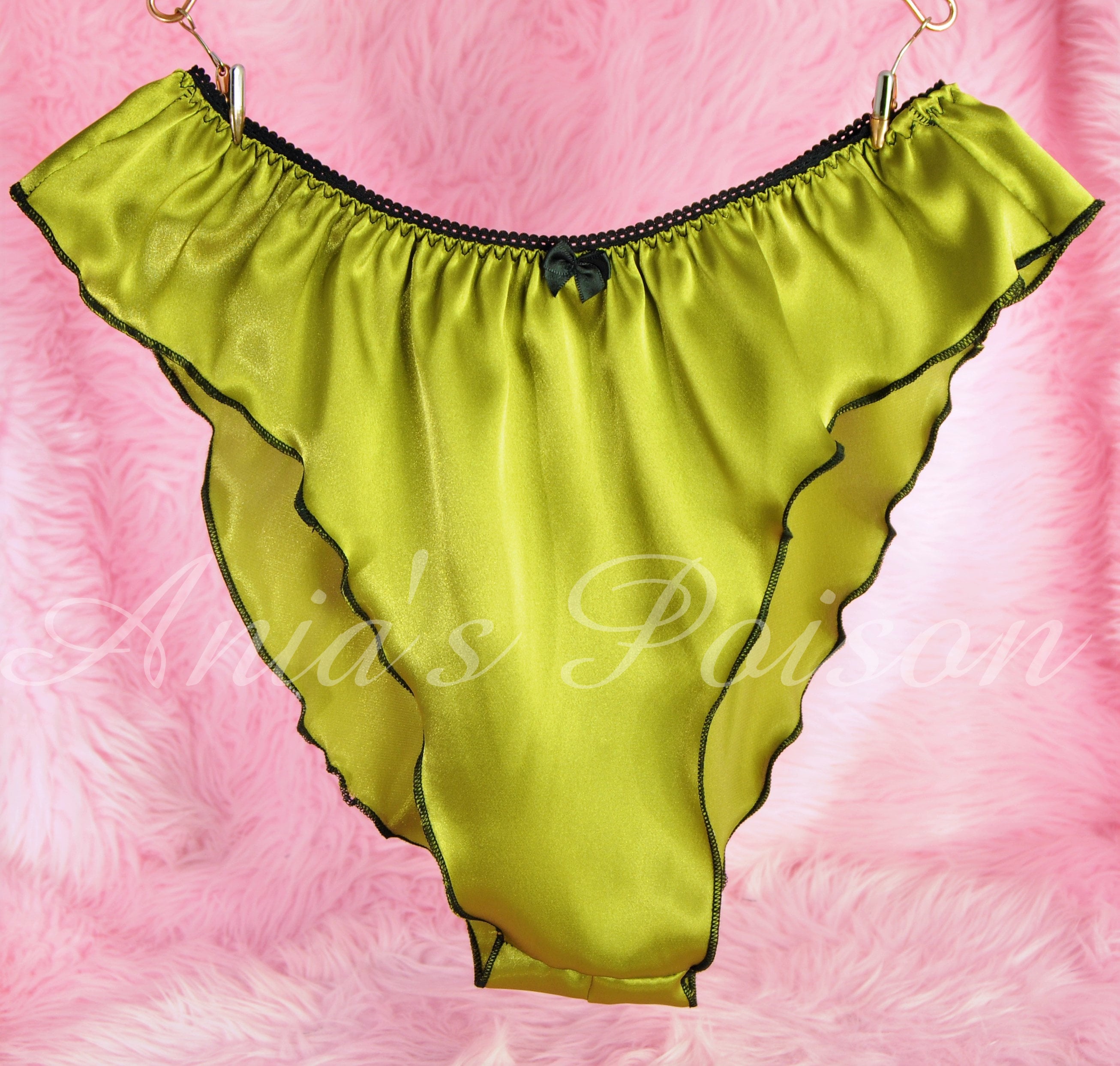Pantiesdown