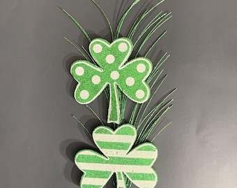 St. Patrick’s Glitter Stripe and Polka Dot Shamrock Pick