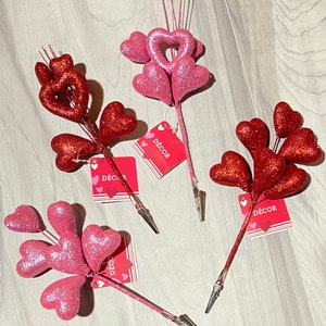 Valentine’s Glitter Heart Foam Clip Picks