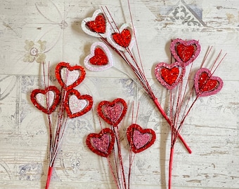 Valentine Glitter Spinning Heart Pick