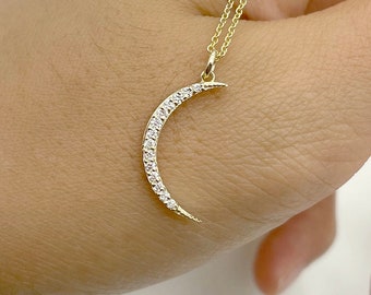 14K Diamond Crescent Moon Pendant Necklace / Diamond Necklace / Moon Pendant / Moon Necklace / Crescent Necklace / Yellow Gold