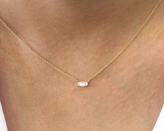 14K 0.12CT F/VS Baguette Diamond Necklace / Diamond Necklace / Solitaire Necklace / Diamond Solitaire Necklace / Everyday Necklace