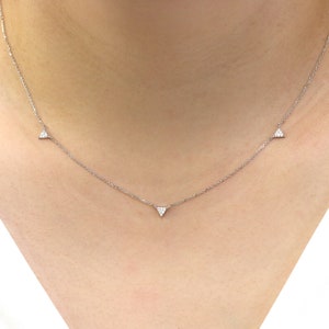 14K 3 Triangle Diamond Choker Necklace / Triangle Necklace / Choker Necklace / Diamond Necklace / Simple Necklace / White Gold