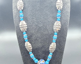 Vintage Marmor Blau Perlen Halskette Mit Silber Ton Akzent Perlen