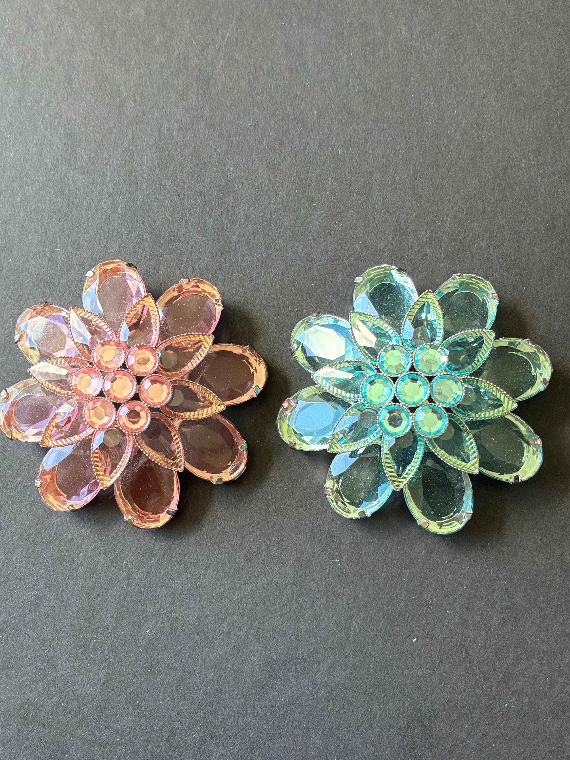 Broche Ancienne En Argent Massif Avec Fleurs Séchées Sous Résine - Occasion, Bon état