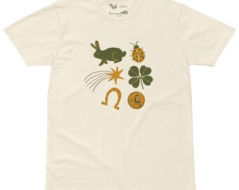 Camiseta Lucky Charm: Camiseta unisex de algodón con conejo y trébol