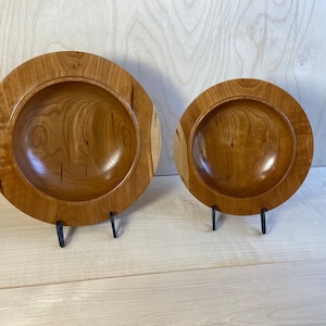 Matching Cherry wood bowl set.