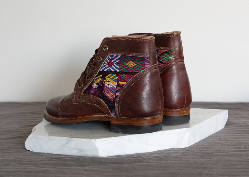 Women/'s 6.5 Handmade Leather Tipico Guatemalan Boots