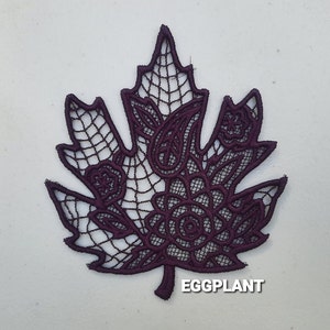Freestanding Lace Leaf