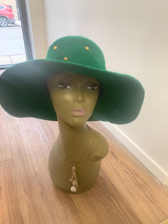 Green Statement Hat - Etsy display picture 3