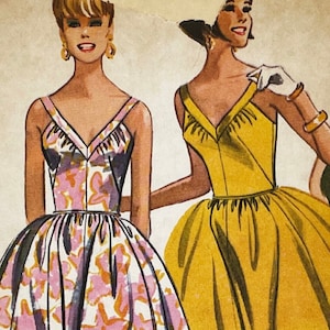 McCall&#39;s 7208 - Original 1960s Deep V-Neck Décolletage Dress Pattern - Size 14 (34&quot;) - Uncut (FF)