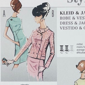 Puede incluir: Un patrón de costura para un vestido y una chaqueta. El patrón incluye instrucciones para las tallas 38 a 48 y 12 a 22. El patrón es para un vestido con un corpiño ajustado y una falda que llega a la rodilla. La chaqueta tiene cuello y cierre de botones. El patrón está ilustrado con dibujos de las prendas terminadas.