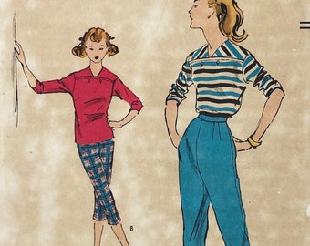 Vogue 1560 - 1950s Horizontal Buttoned Blouse and Petal Pushers Pattern - Size 10 (30") - Uncut (FF)