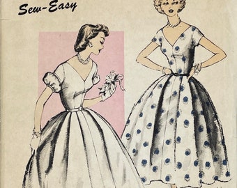 Advance 6652 - 1950s Edna Bishop Unusually Puffed Sleeve, Elegant V-Neck Dress Pattern - Size 15 (33") - Factory Cut