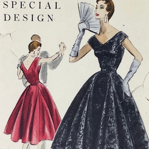 Vogue 4544 Original, molde de costura para vestido com decote em V amplo e saia ampla com godê, estilo anos 1950 - Tamanho 16 (34")