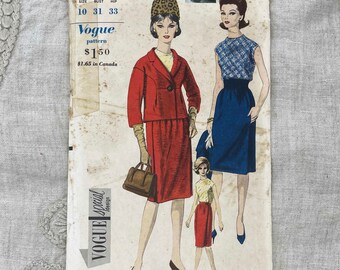 Vogue 5615 - 1960 Special Design Suit Jacket, Blouse and Skirt Pattern - Size 10 (31") - Uncut (FF)