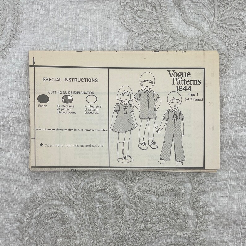 Vogue 1844 1980s Toddler's Jumper, Jumpsuit, Bloomers, Blouse and Shirt Pattern Size 2 21 Uncut FF image 3