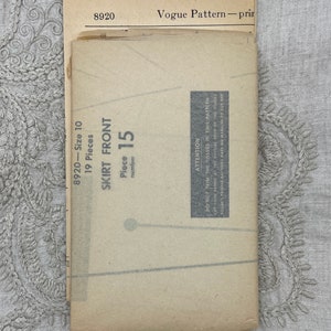 Vogue 8920 - 1950s Flared Skirt Shirtwaist Dress With Shaped Collar or ...