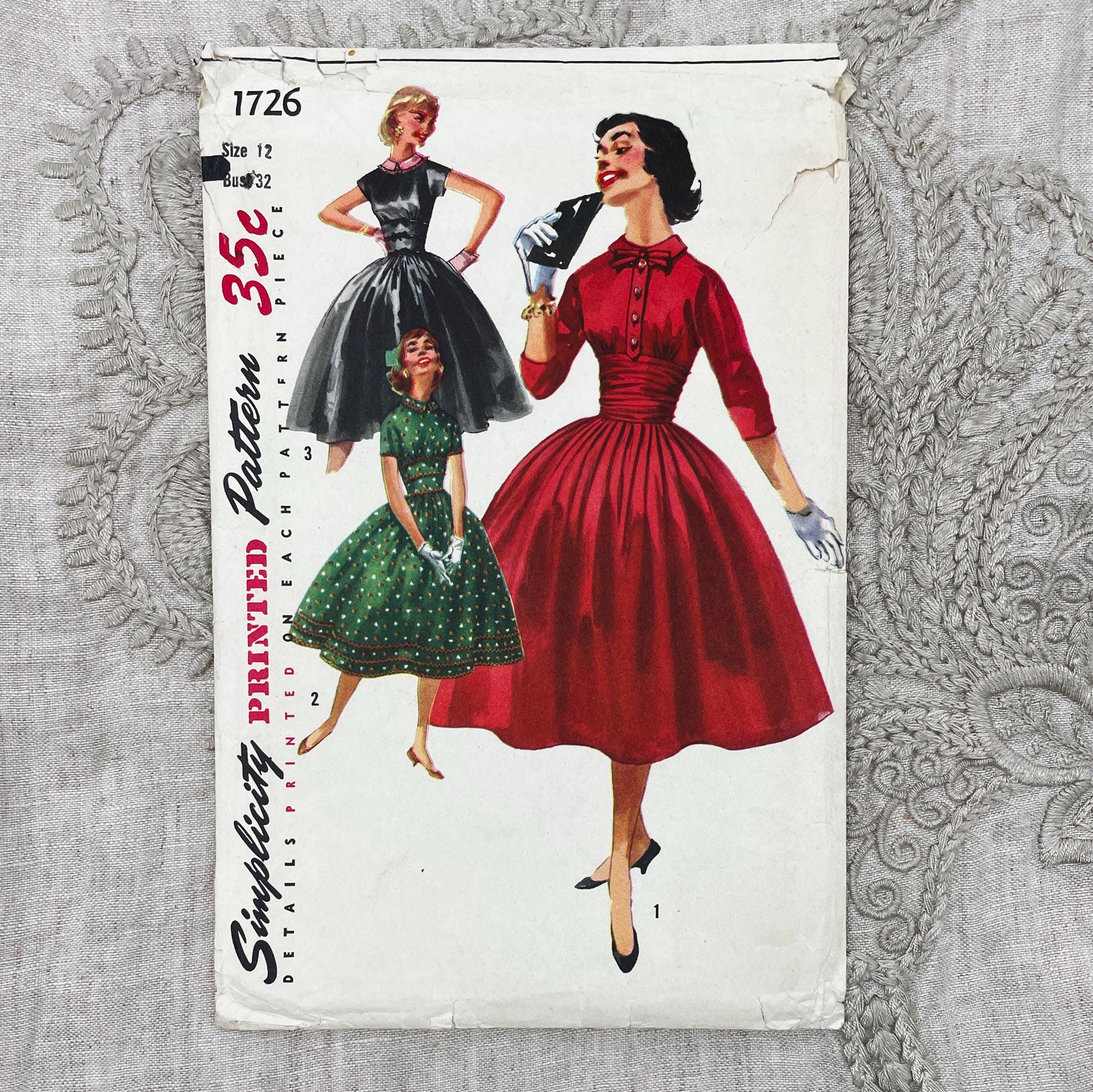 Simplicity 1726 - 1950s Bouffant Dress With Detachable Collar and