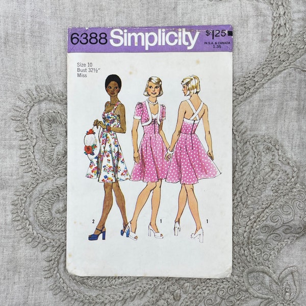 Simplicity 6388 - 1970s Sweetheart Sundress and Bolero Jacket Pattern - Size 10 (32.5") - Cut