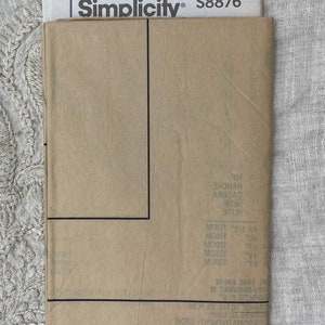 Simplicity 8876 1940s Reissue Vintage Dress and Stole Pattern 20-28 42-50 Uncut FF image 2