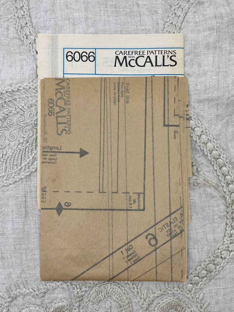 McCall's 6066 1970s Easy Halter Sundress Pattern Size 6-8 30.5-31.5 Uncut FF image 2