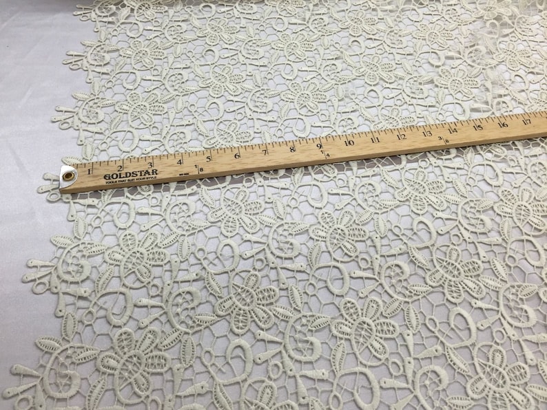 Ivory Paisley Flower Guipure,weddingbridalpromnightgown Fabric.50 Wide