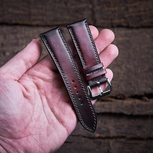 Patina bordeaux vegetable tanned leather watch strap 18mm, 20mm, 22mm, 24mm, custom size. Bordeaux leather watch band.