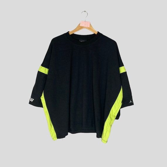 Vintage on sale jordan clothing
