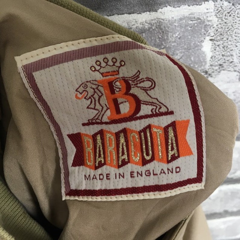 Vintage BARACUTA British Fashion Brand Women\u2019s Bombers Jacket Made In England Zipper Up Size 38