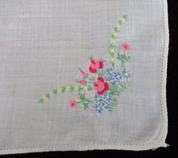 Vintage White Cotton Handkerchief with Delicate F… - image 1