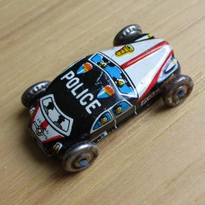 Vintage Miniatur Spielzeug Zinn Polizeiauto, hergestellt in Japan, markiert mit #PD20