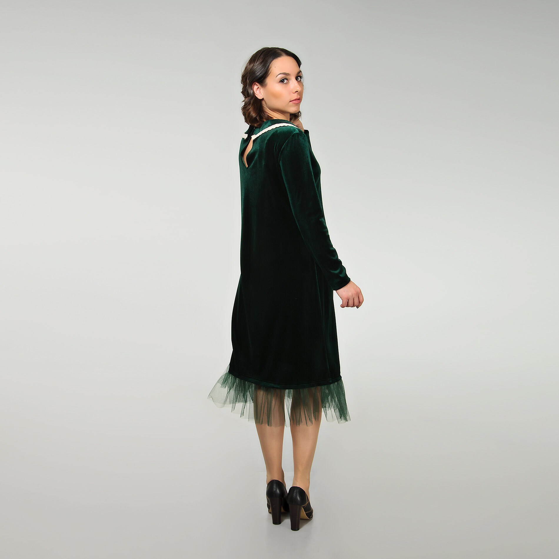 Emerald Green Velvet A-Line Dress, Elegant Midi Length Emerald Green Velvet A-Line Dress, Elegant Midi Length