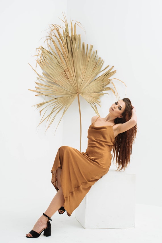 brown and white swirl dress Cream/Brown Stripe Midi Dress – Clothe Boutique main image 1